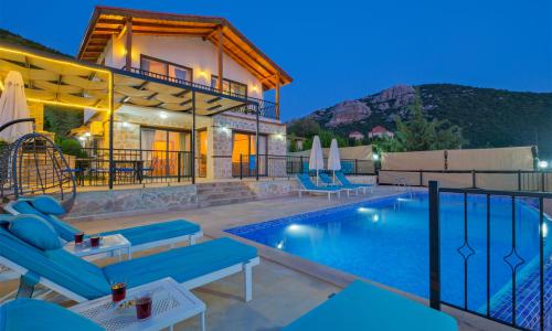 Villa Nazlı — 1