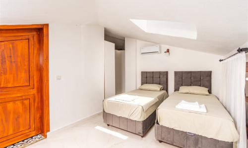 Villa Şah Bezirgan — 38
