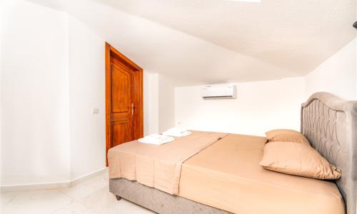 Villa Şah Bezirgan — 30