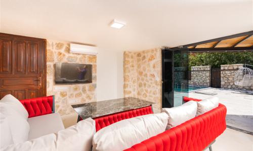Villa Şah Bezirgan — 18