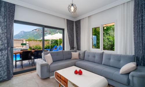 Villa Samyeli — 32