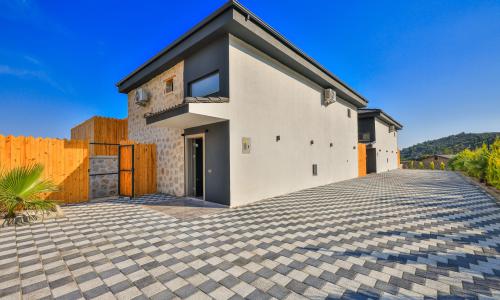 Villa Sandak 3 — 35