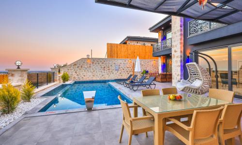 Villa Sandak 3 — 11