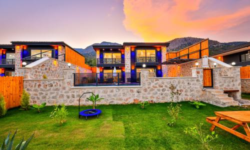 Villa Sandak 3 — 4