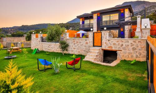 Villa Sandak 4 — 24