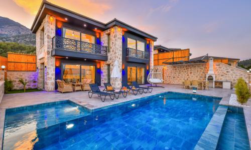 Villa Sandak 4 — 18