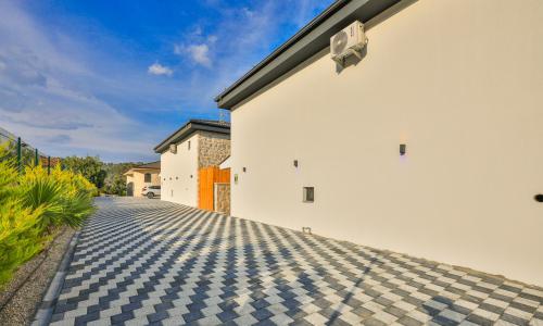 Villa Sandak 4 — 37