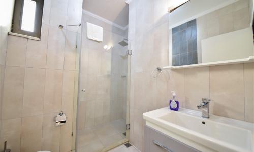 Villa Rozen Sunrise — 36