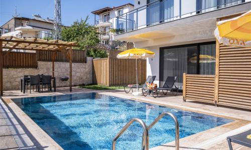 Villa Savaya 1 — 2