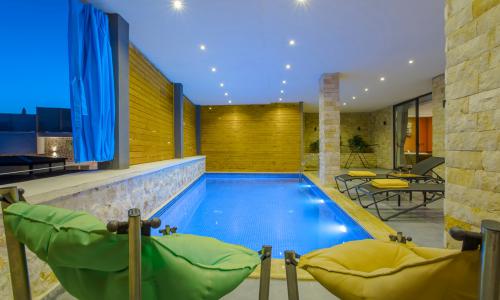 Villa Tarz — 1