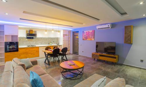 Villa Tarz — 40