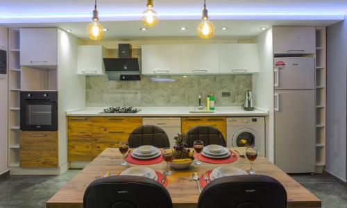 Villa Tarz — 37