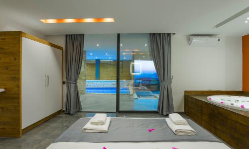 Villa Tarz — 34