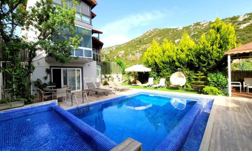 Villa Dere — 5