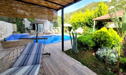 Villa Dere — 53