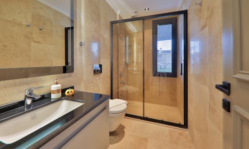 Villa Dreams — 51