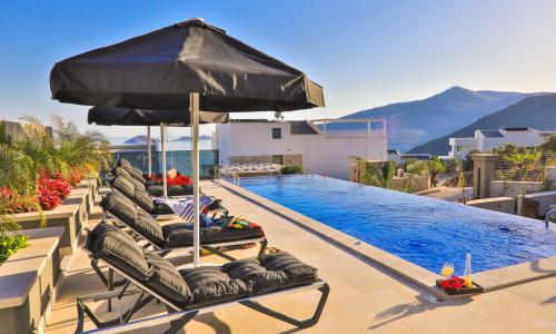 Villa Dreams — 52