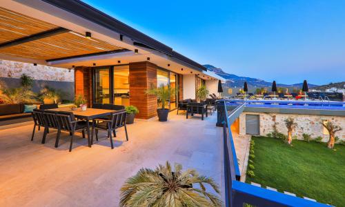 Villa Dreams — 3