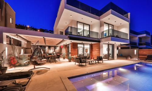 Villa Dreams — 78