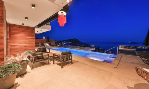 Villa Dreams — 6