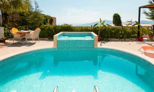 Villa Gusto 6 — 11
