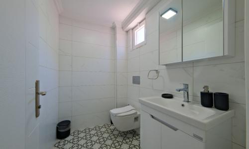 Villa Halis — 70