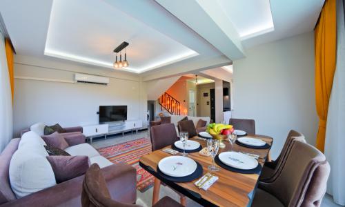Villa Halis — 12