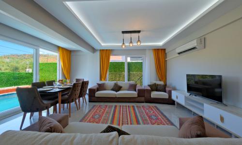 Villa Halis — 13