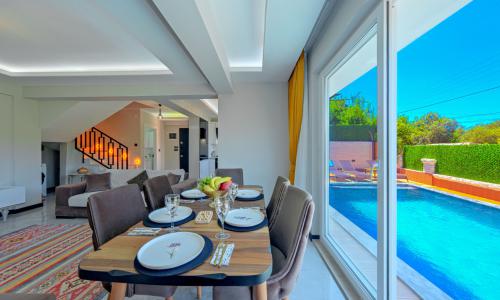 Villa Halis — 18