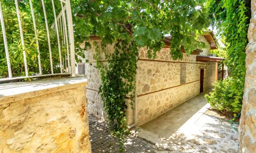 Villa Karen — 6