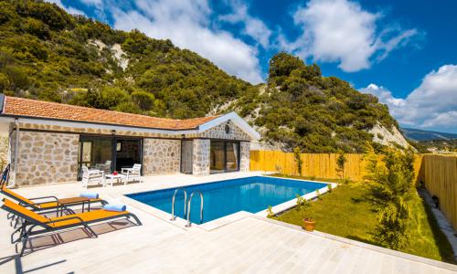 Villa Medis 2 — 3