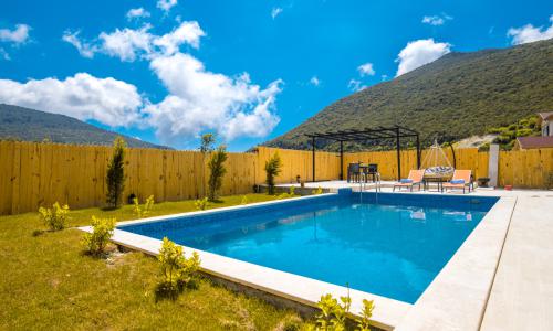 Villa Medis 2 — 6