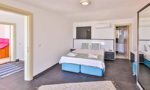 Villa Zaz — 39
