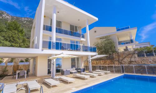Villa Horizon — 3