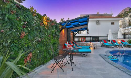 Villa Lotus — 8