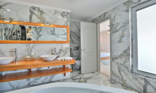 Villa Lotus — 29