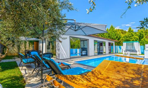Villa Monolisa — 21
