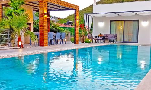 Villa Mamon Luxury Life — 5