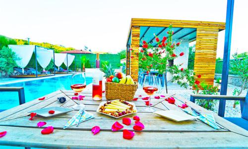 Villa Mamon Luxury Life — 17