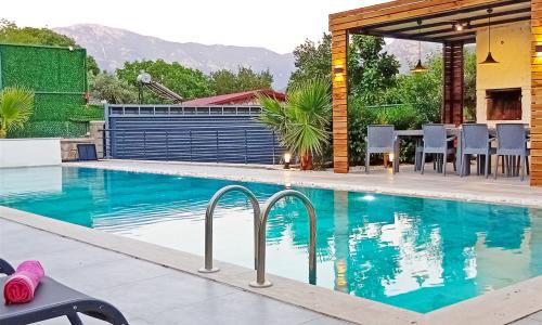 Villa Mamon Luxury Life — 14