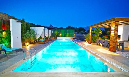 Villa Mamon Luxury Life — 24