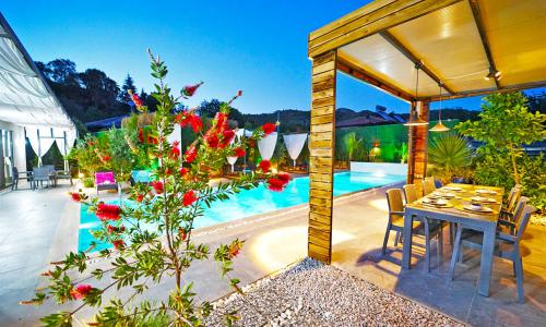Villa Mamon Luxury Life — 36