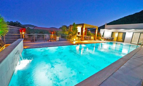 Villa Mamon Luxury Life — 34