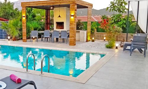 Villa Mamon Luxury Life — 136