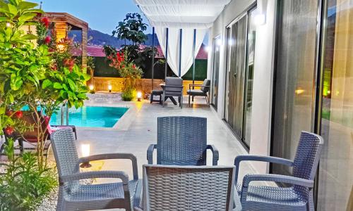 Villa Mamon Luxury Life — 150