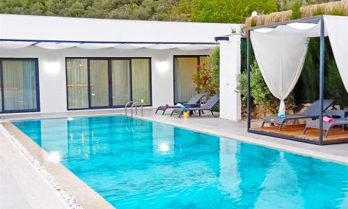 Villa Mamon Luxury Life — 140