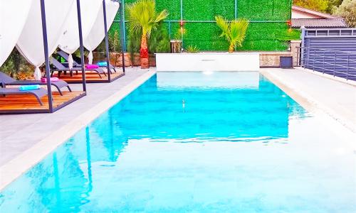 Villa Mamon Luxury Life — 166