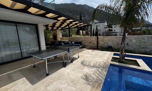 Villa Phi — 101
