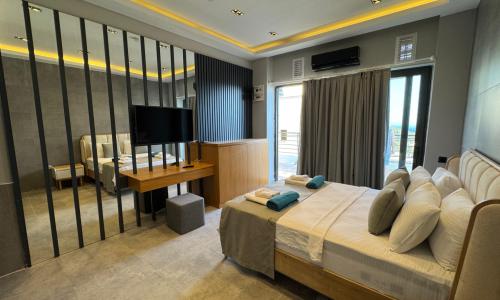 Villa Royal Life — 111