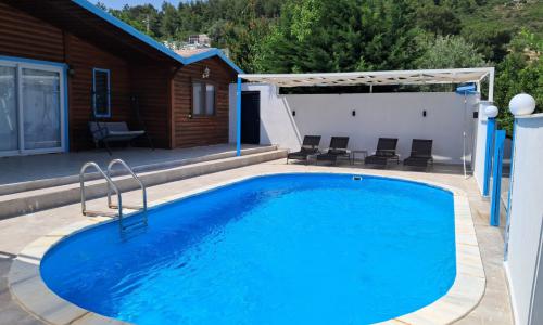 Villa Belize 1 — 4